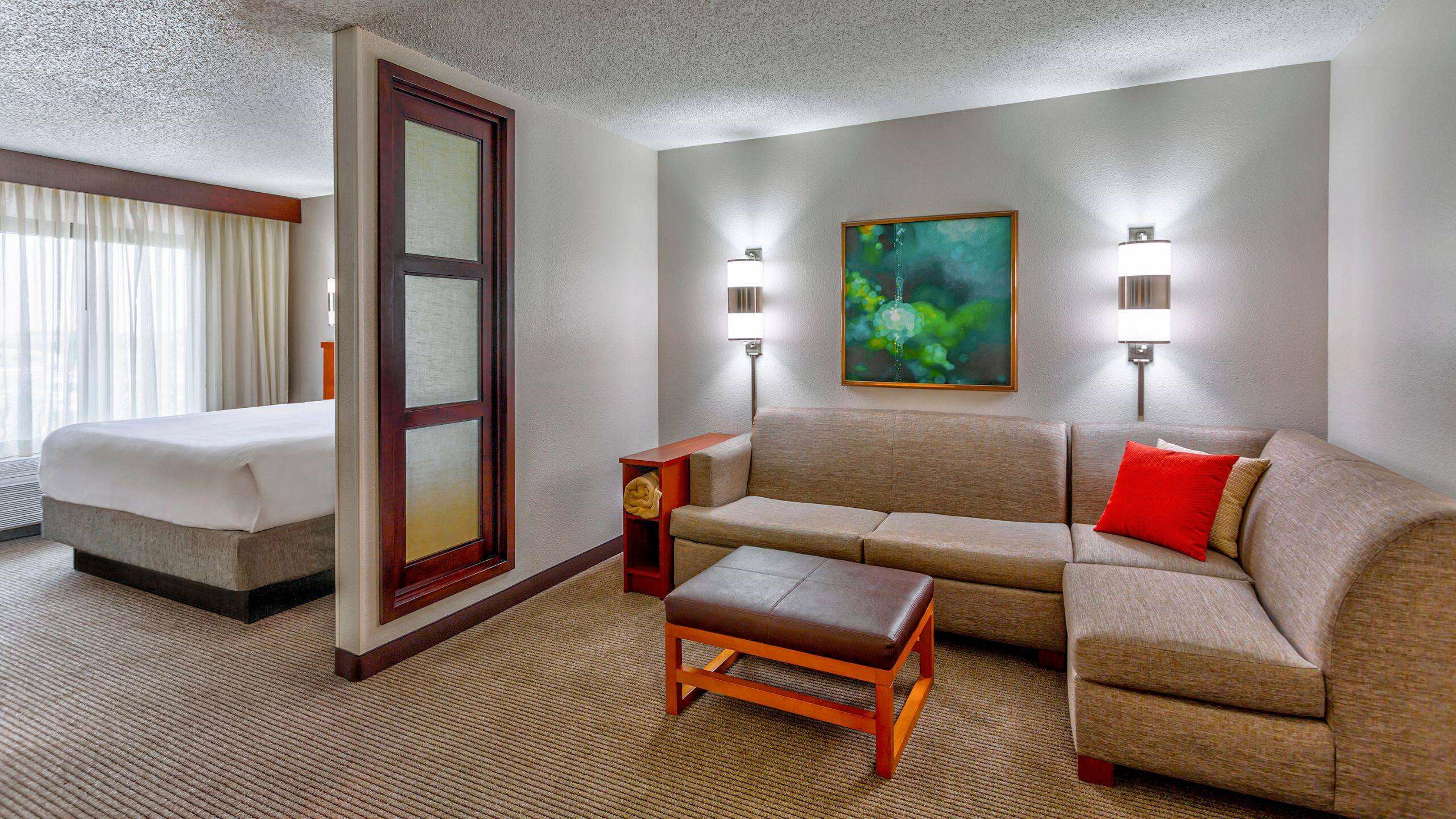 Wyndham Garden Kansas City Airport Extérieur photo