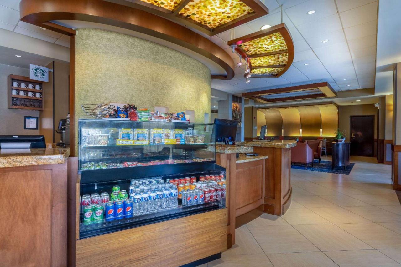 Wyndham Garden Kansas City Airport Extérieur photo